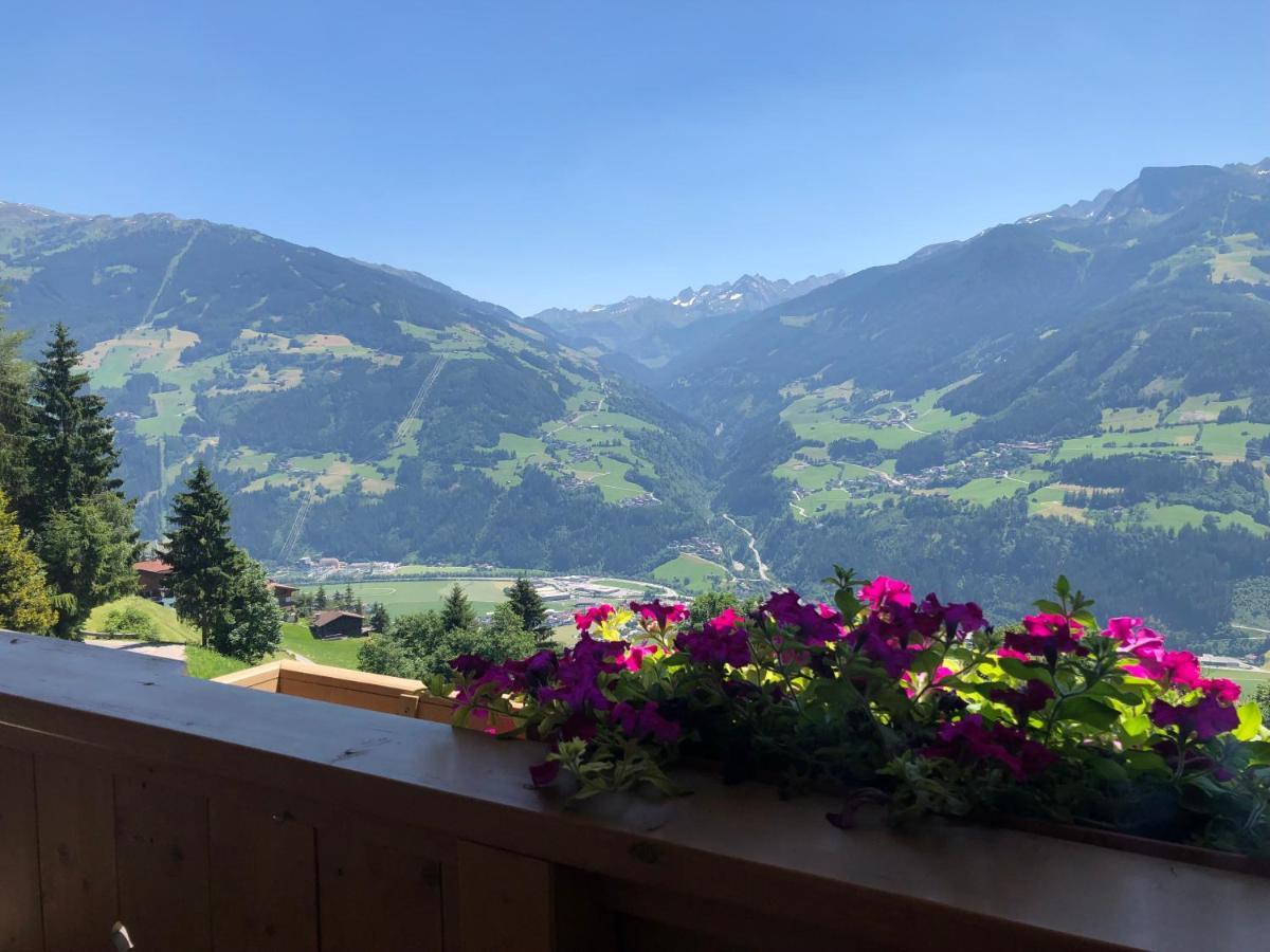 Ferienhaus Zillertal Panorama Blick Balkon Sauna Zellberg Exteriör bild