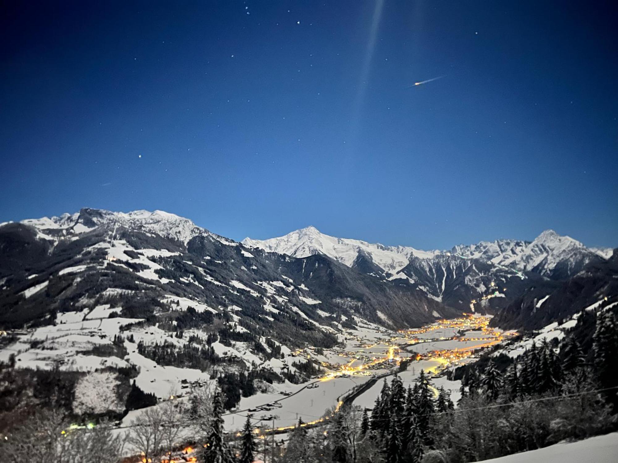 Ferienhaus Zillertal Panorama Blick Balkon Sauna Zellberg Exteriör bild